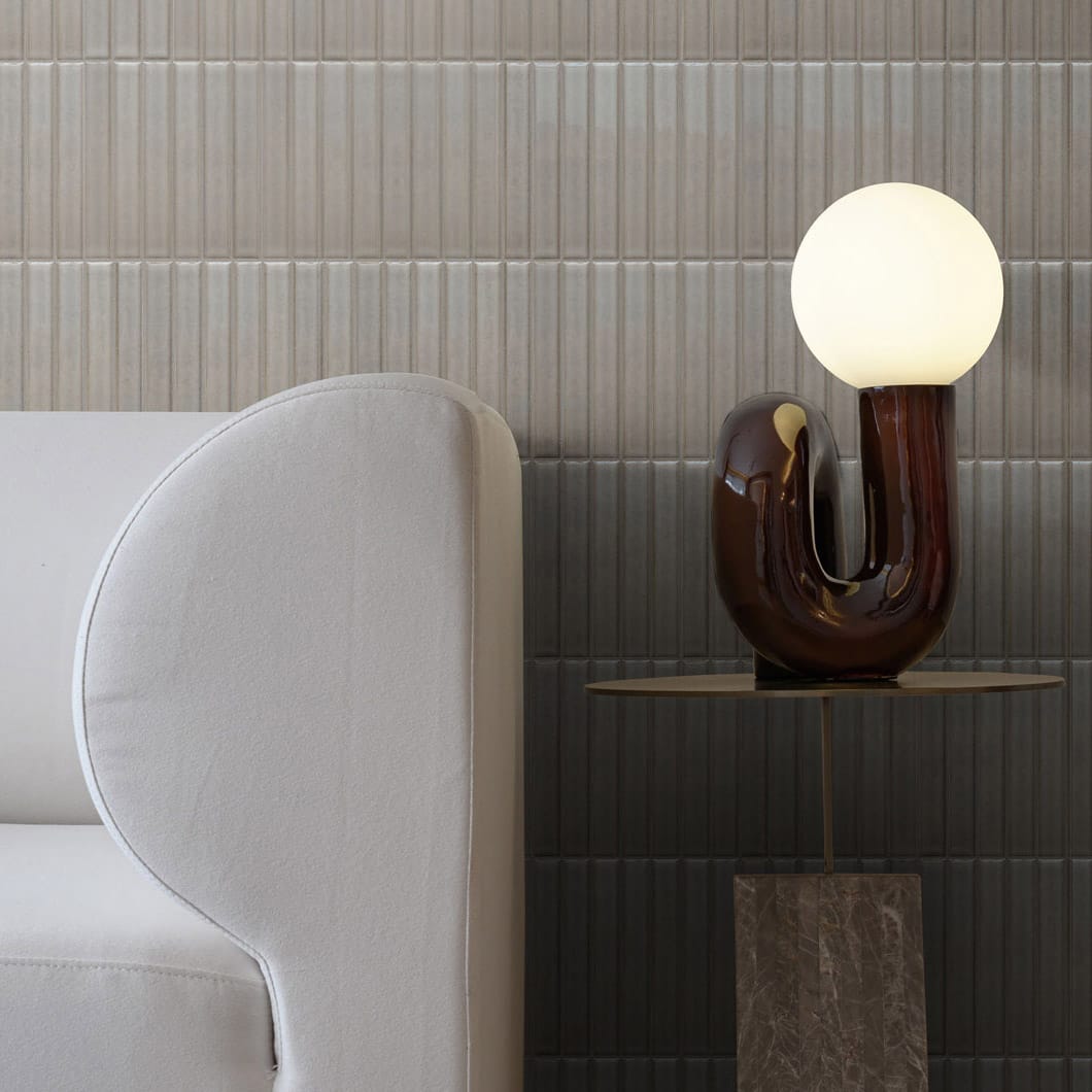 STICK_SoftBrown_glossy_1400x1060